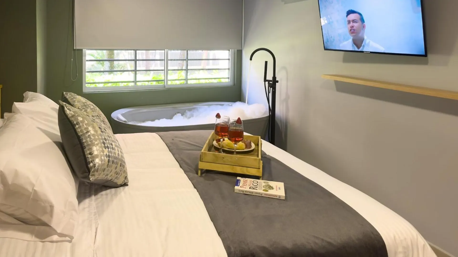 公寓 Elegante Loft En Medellin Con Banera Y Aire 1-01公寓