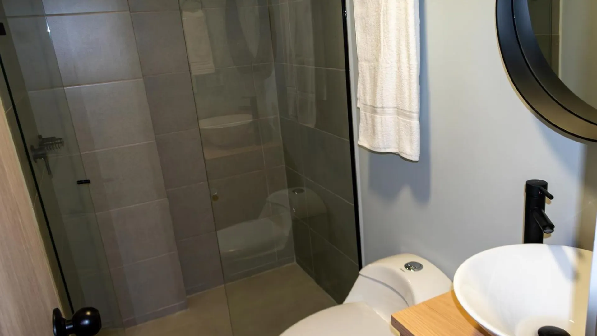 Elegante Loft En Medellin Con Banera Y Aire 1-01公寓 公寓